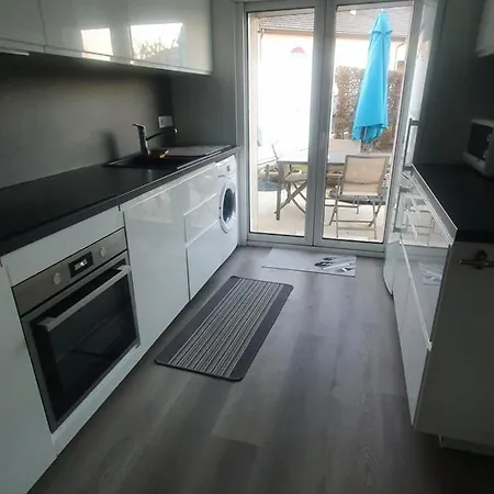 M Et M Villa